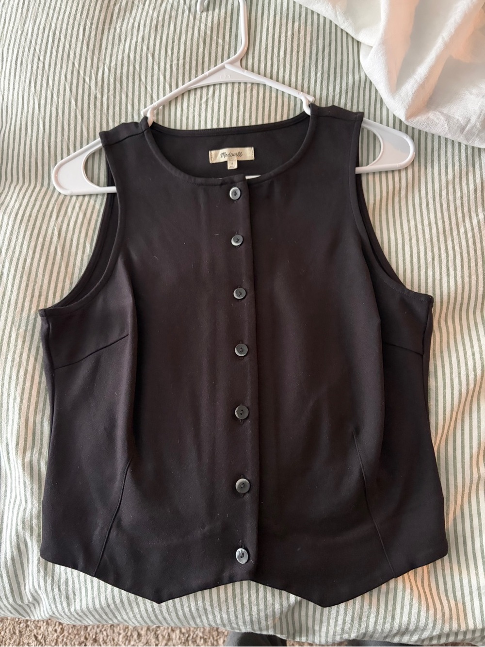 Madewell Black Small Sleeveless Tank Button Down